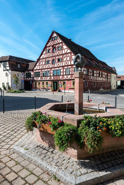 Der Schwan Hotel & Restaurant Schwanstetten Exterior foto